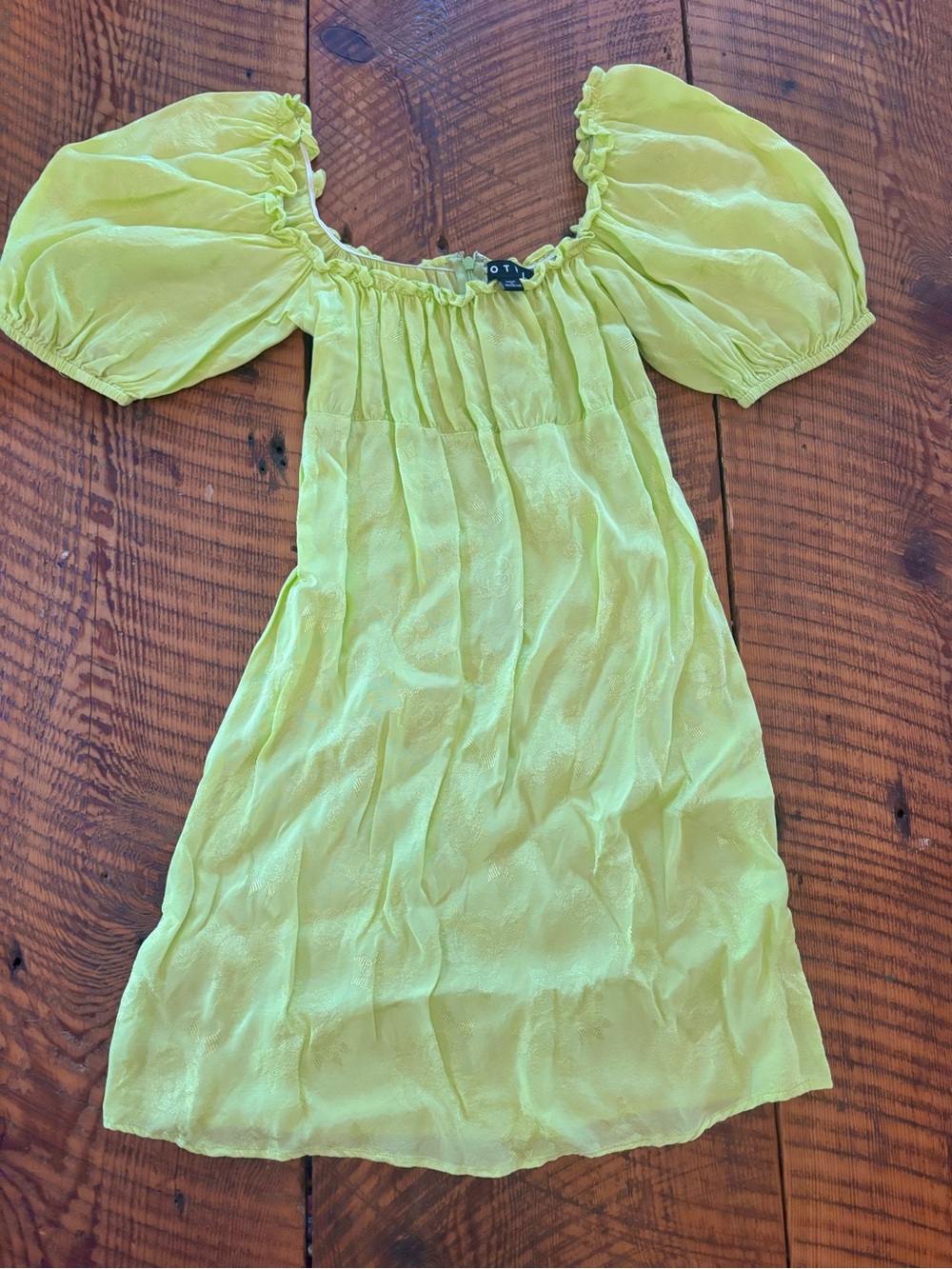 MOTEL Lime Green Rosette pattern mini